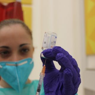 Covid, da oggi e per tutto agosto vaccinazioni senza prenotazione negli hub piemontesi