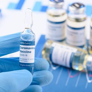 Vaccini Covid, gli Ordini dei Medici del Piemonte: &quot;Somministrazioni in farmacia solo in presenza di un medico&quot;