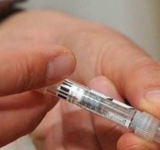 &quot;Sui vaccini ancora nessuna chiarezza per le famiglie e gli operatori scolastici&quot;
