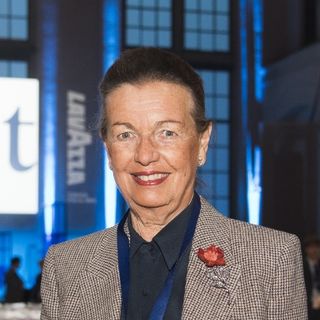 L'ultimo saluto di Torino a Maria Teresa Lavazza: folla commossa ai funerali