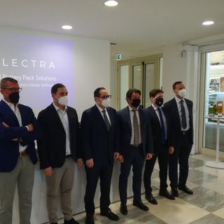 L'auto elettrica &quot;romba&quot; sotto la Mole: Electra Vehicles da Boston a Torino con le sue batterie intelligenti