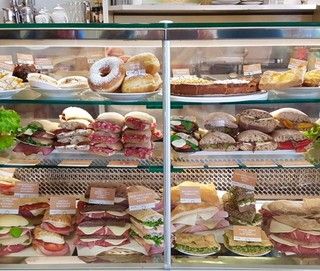 Sulla Torino-Savona il Camogli potrebbe far sparire pane e frittata dell’autogrill più bello d’Italia