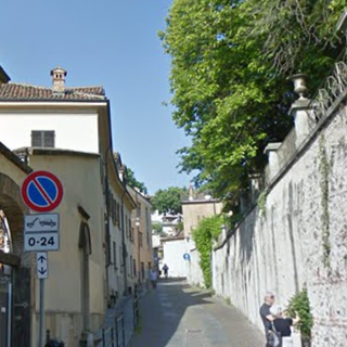 strada che porta al Castello di Rivoli
