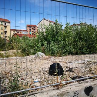 Parella, esposto contro i proprietari del cantiere abbandonato di via Bellardi