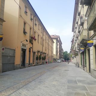 “Inaugurazione via Monferrato: la vie en rose” a Torino