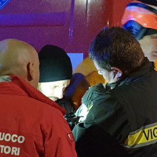 Trovato un cadavere all'interno del torrente Stura: il corpo recuperato dai sommozzatori