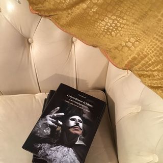 Per Viktor, nulla è più vero di ciò che è falso