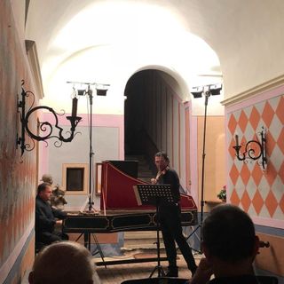 Tanta passione che ha entusiasmato il pubblico presente alla Casa del Vescovo di Pagno