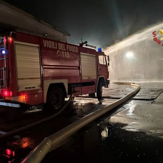 Cercenasco, vigili del fuoco ancora al lavoro per i lavori di smassamento