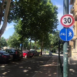A Torino 400 nuovi parcheggi per bici e mono in sharing, il Comune: &quot;Estenderemo il limite dei 30 Km/h&quot;