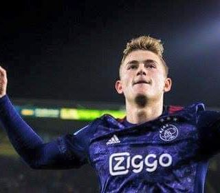 Foto tratta dalla pagina Facebook di Matthjis De Ligt