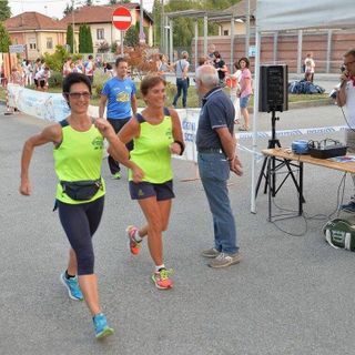 Un successo organizzativo la staffetta di camminata tra Lanzo e Paesana (Foto) Un successo organizzativo la staffetta di camminata tra Lanzo e Paesana (Foto)