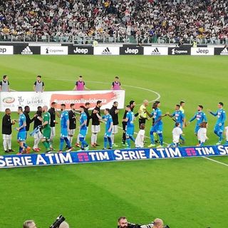Juve, è una resa? Il Napoli vince allo Stadium e vede il sorpasso