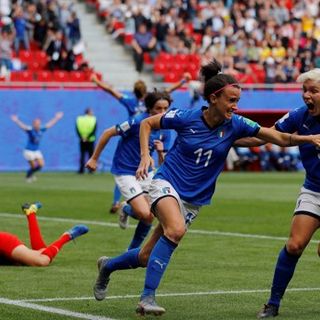 Nel futuro del Calcio Femminile c’è il via al professionismo nel 2022