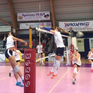 L’allenamento congiunto fra Reale Mutua Fenera Chieri ’76 e Lpm Bam Mondovì finisce 3-2