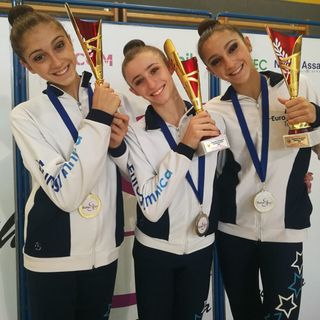 Le gemelle Chiarello e Giulia Manusia