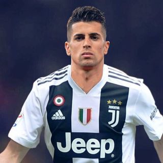 João Cancelo, tra i migliori in campo con Dybala
