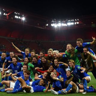 Foto tratta dal profilo Twitter &quot;Nazionale Femminile di Calcio&quot;