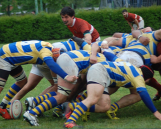 Ivrea, paura su un campo di rugby. Trauma cranico per un 23enne, trasportato in elicottero al Cto