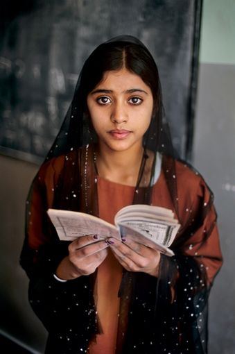 A Palazzo Madama dal 2 marzo la mostra &quot;Steve McCurry. Leggere&quot;