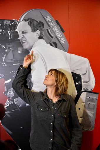 Asia Argento al Museo del Cinema: la visita alla  mostra dedicata al padre