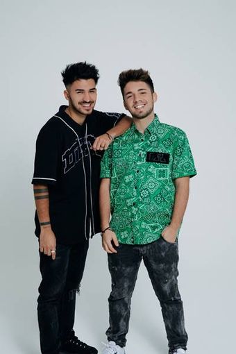 I torinesi Matt&Bise: maratona benefica non stop "Contiamo fino a 100.000" in favore della Croce Rossa Italiana I torinesi Matt&Bise: maratona benefica non stop "Contiamo fino a 100.000" in favore della Croce Rossa Italiana