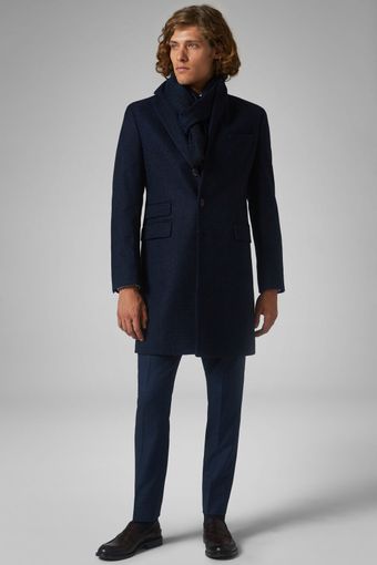 Moda uomo, trench e cappotti fanno da padrone anche quest'inverno