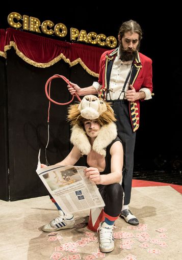 Lunathica torna a Falchera con Circo Pacco tra follia e comicità Lunathica torna a Falchera con Circo Pacco tra follia e comicità