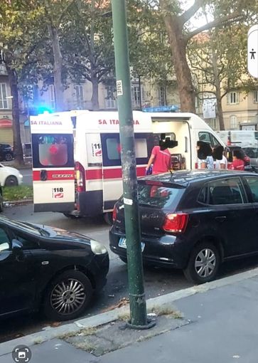polizia e ambulanza dopo una rissa