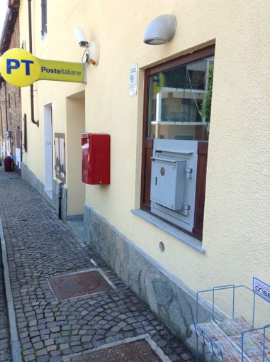 Nel torinese al via il restyling delle cassette postali: Poste Italiane ne rifà il look