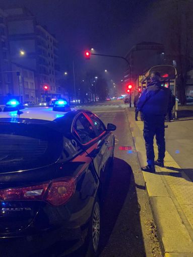 Beinasco, trentacinquenne minacciato e picchiato per un presunto debito di 50mila euro, i carabinieri arrestano gli aggressori