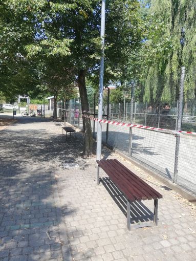 Volontariato al parco Pertini di Settimo Torinese: rinasce lo Chalet Volontariato al parco Pertini di Settimo Torinese: rinasce lo Chalet