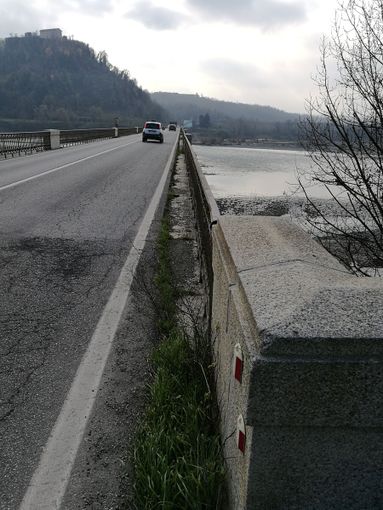 Il ponte che collega Verrua Savoia a Crescentino