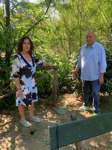 Topi, rifiuti e pericoli al laghetto di Piazza d’Armi: scatta la raccolta firme