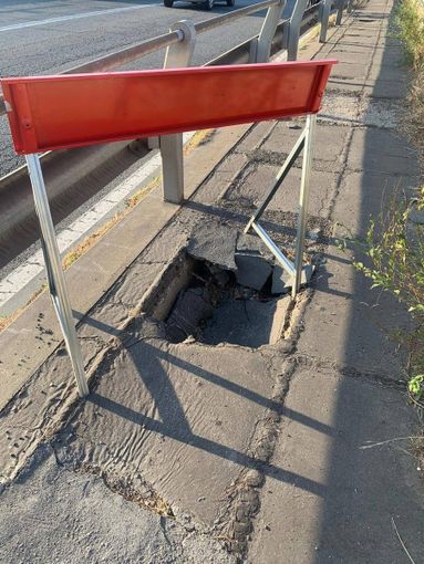 Disagi e problemi sul cavalcaferrovia di Falchera Disagi e problemi sul cavalcaferrovia di Falchera