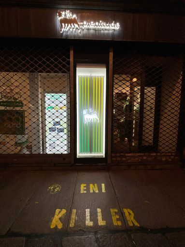 Protesta degli ambientalisti contro Eni