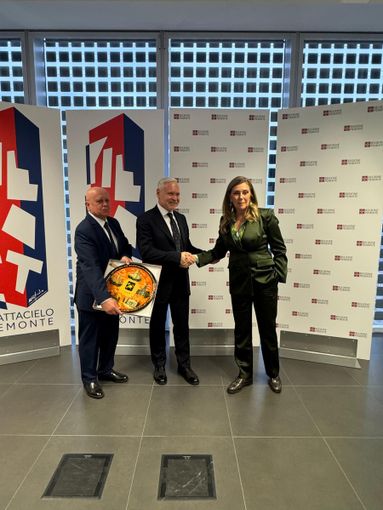 Il sottosegretario Claudia Porchietto e il sindaco di Kharkiv Ihor Terekhov Il sottosegretario Claudia Porchietto e il sindaco di Kharkiv Ihor Terekhov