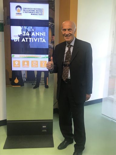 Viaggio alla scoperta dell’olio minerale usato, con il totem multimediale del Conou al Museo dell’Ambiente Viaggio alla scoperta dell’olio minerale usato, con il totem multimediale del Conou al Museo dell’Ambiente