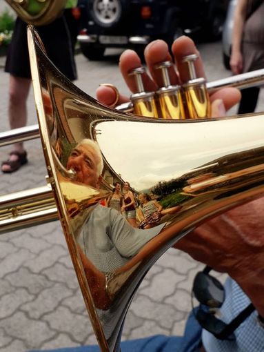 Bardonecchia, ponte dei santi con le "Porte aperte all'inverno" Bardonecchia, ponte dei santi con le "Porte aperte all'inverno"
