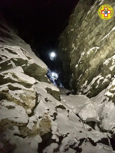 Escursionista bloccato sotto il Lago della Rossa: uomo salvato dal Soccorso Alpino