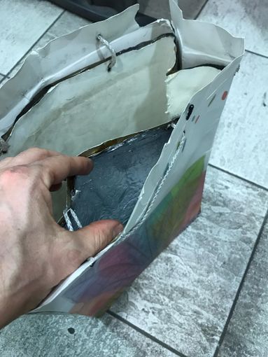 Ruba al Lego Store di via Roma con una borsa schermata: arrestato dagli agenti della polizia municipale Ruba al Lego Store di via Roma con una borsa schermata: arrestato dagli agenti della polizia municipale