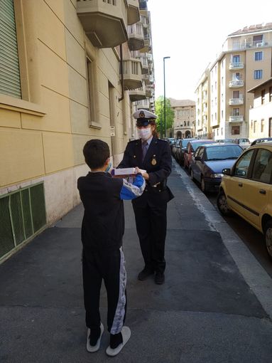 La Polizia Municipale collabora con le scuole alla distribuzione di 150 tablet