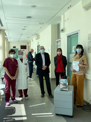 Un dispositivo Qubozone UVC Plus per la sanificazione degli ambulatori all'ospedale San Luigi di Orbassano