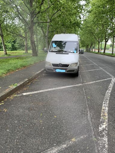 Viaggiava senza la documentazione necessaria al trasporto merci: multa di 2000 euro per un conducente romeno Viaggiava senza la documentazione necessaria al trasporto merci: multa di 2000 euro per un conducente romeno