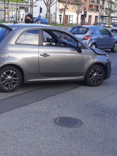 auto coinvolte in un incidente