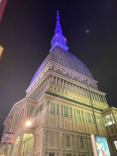 Radicali Italiani e +Europa: &quot;Illuminare la Mole con bandiera ucraina ed esporla al balcone del Municipio&quot;