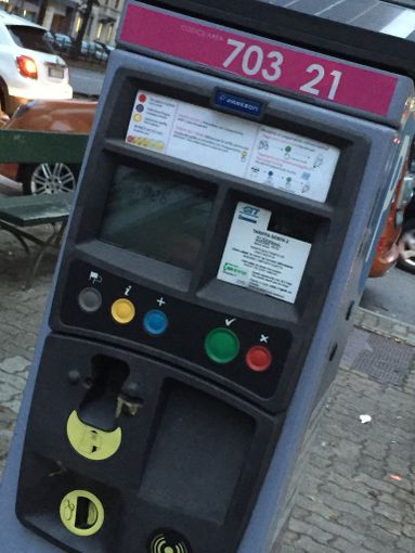 Fermato dai vigili urbani 57enne romeno che manometteva il parcometro in via dei Mille Fermato dai vigili urbani 57enne romeno che manometteva il parcometro in via dei Mille