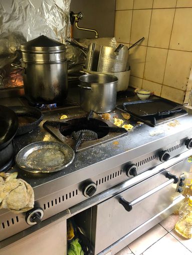 Conservava il pesce in pessime condizioni igieniche: sanzionato un ristoratore di corso Brescia