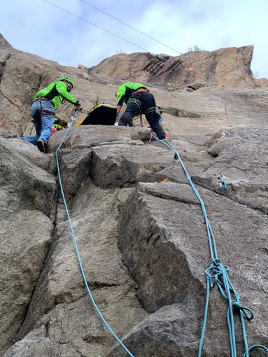 Il Soccorso Alpino porta in salvo scalatrice caduta durante un'arrampicata alla falesia di Montestrutto