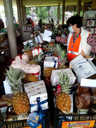 Spese solidali a Mirafiori, quando la squadra vince: "Così il Covid ha fortificato la socialità" Spese solidali a Mirafiori, quando la squadra vince: "Così il Covid ha fortificato la socialità"